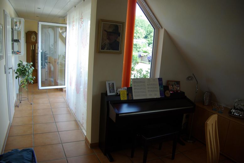 4 Zimmer Wohnung in Kernen – Flur/Balkon