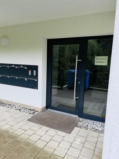 Eingang Gebäude