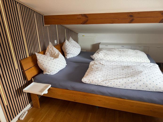Schöne Ferienwohnung / Eigentumswohnung am Pönitzer See (Nähe Scharbeutz) – Schlafzimmer 1