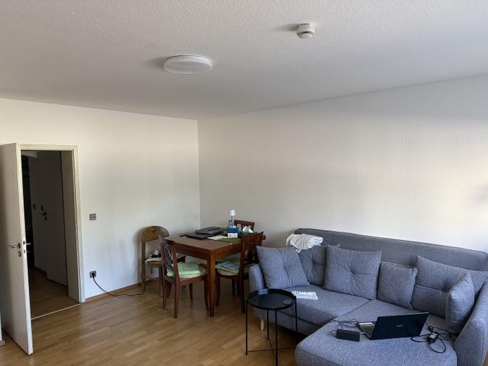 Curato appartamento di 2 locali con cucina abitabile – Zimmer I
