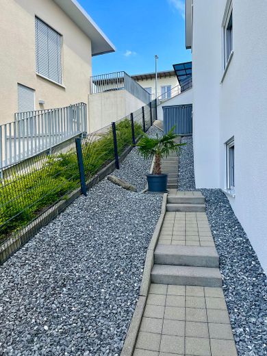 Lage,Lage,Lage - tolles Einfamilienhaus mit grandiosem See- und Bergblick – Garteneben 3