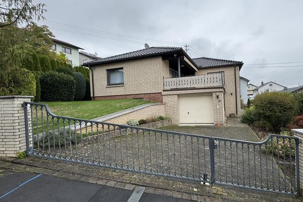 Bella casa unifamiliare a Wächtersbach