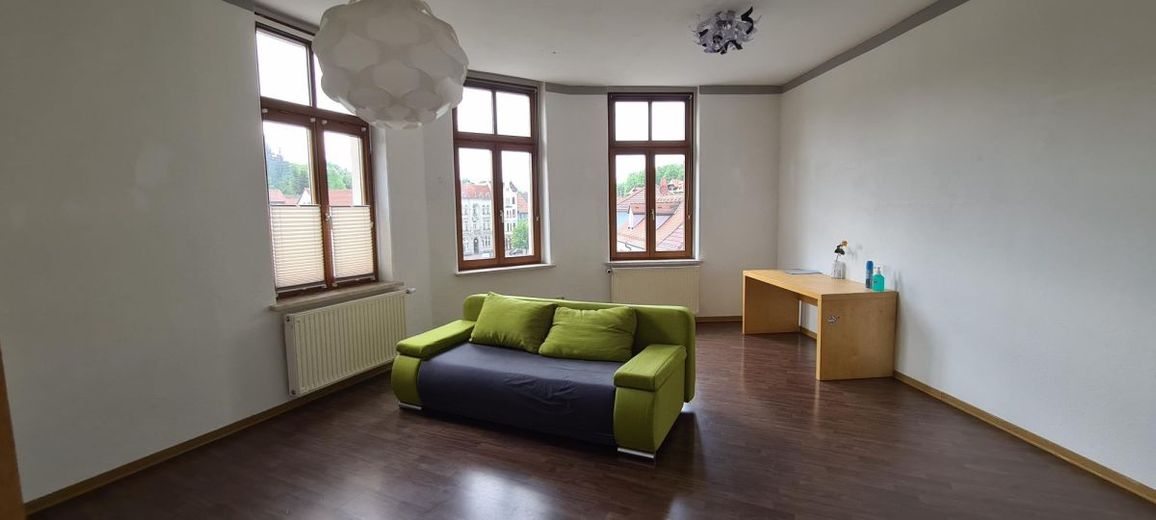 ab sofort: Helle und zentrale 2-Zimmer-Wohnung in Stadtmitte Stadtroda´s – 20260521_163426