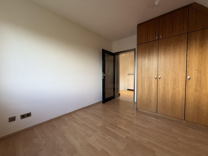 +++RESERVIERT+++ Maisonette-Wohnung mit großem Sonnenbalkon inkl. Tiefgarage in Oberhausen-Alsfeld – Schlafzimmer 2