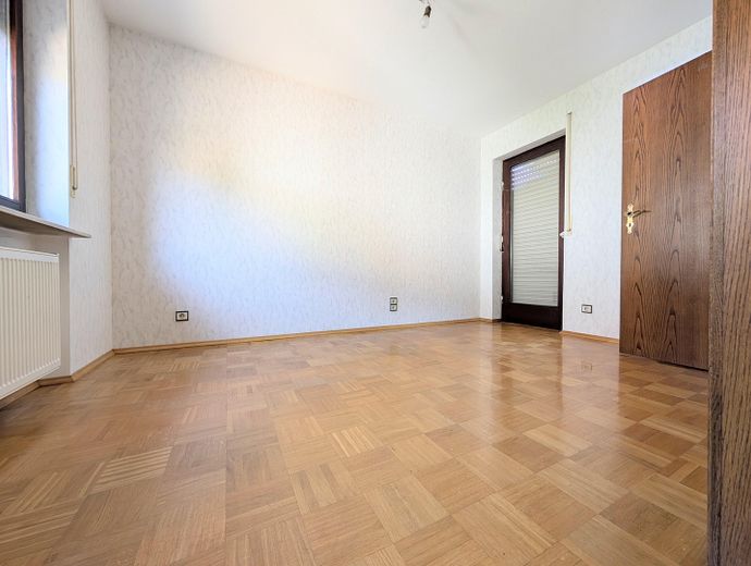 Centraal in Goldbach met veel ruimte voor het hele gezin – Schlafzimmer3
