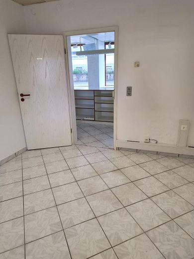 Haushälfte mit 2 separaten Wohnungen, eigenem Garten **OHNE PROVISION** – Foto 31