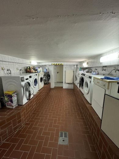 Außergewöhnliche 2,5-Zimmer-Wohnung nahe Uniklinikum – mit Einbauküche, Balkon & Sonnenterrasse – Foto 19