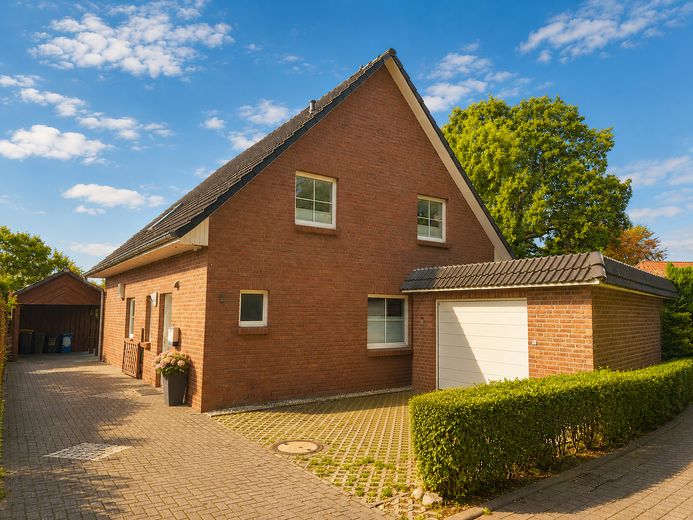 Licht, Luxus, Lebensqualität – Einfamilienhaus mit Charakter – फोटो 3
