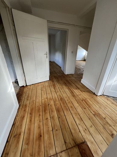 Sanierte Doppelhaushälfte mit Altbau-Charme in Jünkerath (Vulkaneifel) – DG