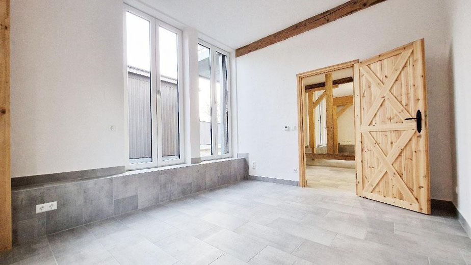 EG Wohnung mit Terrasse | NACHHALTISGTE Immobilie Wolfsburgs, Lehmbau, PV - Autarkie, Appsteuerung – Zimmer 2