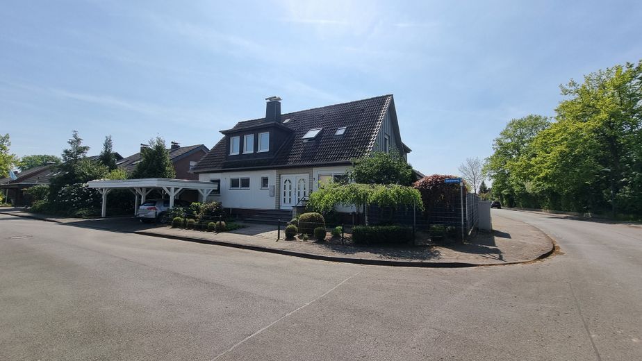 Straßenansicht