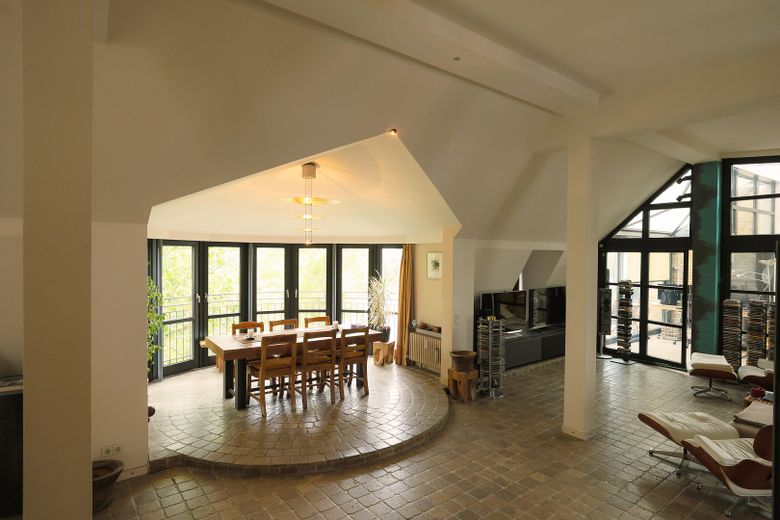 Essplatz mit Seeblick