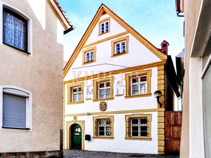 Repräsentative Büro-/Praxisfläche mit Terrasse in zentraler Lage! – Foto 1