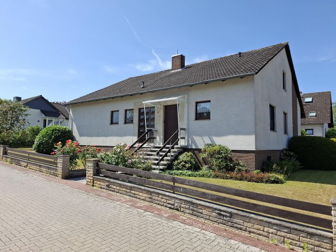 Haus mit Eingang, Ostseite