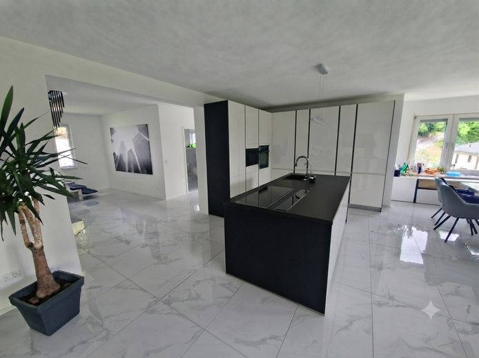 Casa unifamiliare indipendente a Remagen vicino alla chiesa di Apollinaris – Foto 12