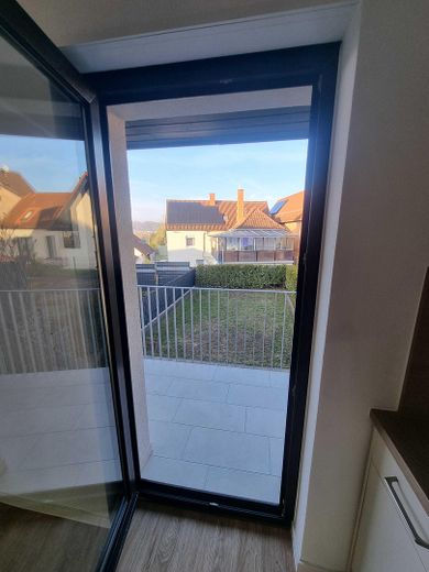 Haus statt Wohnung: 3-ZKB+Garten+Terrasse+Garagen – Ausgang zum Balkon