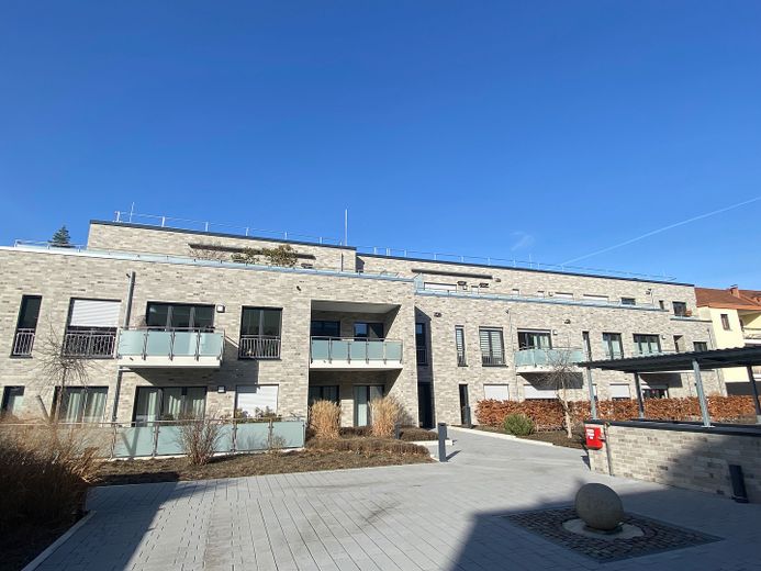 Wunderschöne 2 Zimmer Wohnung mit Sonnen-Terrasse in Troisdorf-Sieglar – Hausansicht
