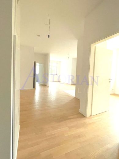 Kernsanierte 3-Zimmer-Wohnung im grünen Lichterfelde – Wohnbereich