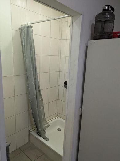 HALLE – ALLEINNUTZUNG - Lager/Verwaltung/Montage/Handwerk – Dusche Teil A