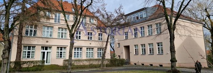 Gebäude