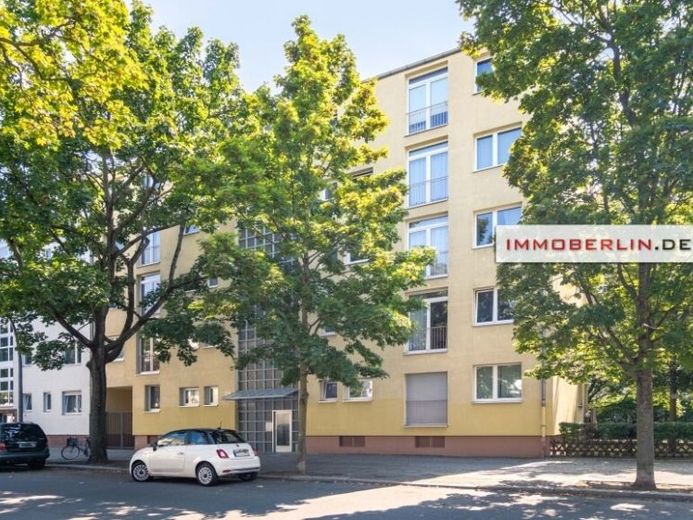 IMMOBERLIN.DE - Toplage City-West! Hochwertig ausgestattete Wohnung mit Südloggia – Foto 1