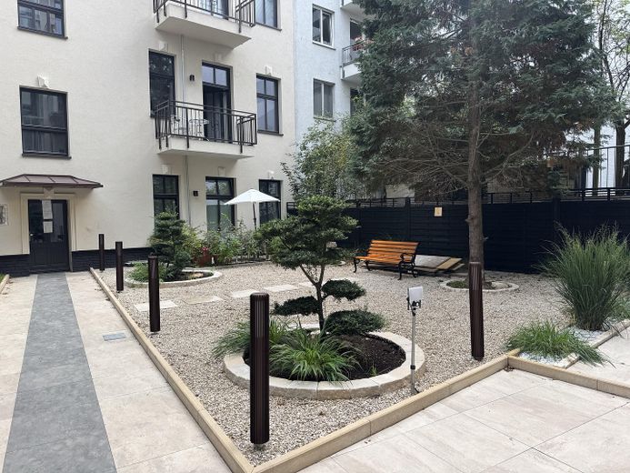 Exclusivo ático de 3 habitaciones con amplias vistas – obra nueva en la última planta cerca de Schloßstraße – Foto 15