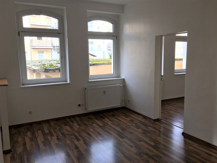 Mieszkanie w kamienicy / dla singla – idealne dla młodych osób – Wohnzimmer zum Schlafzimmer