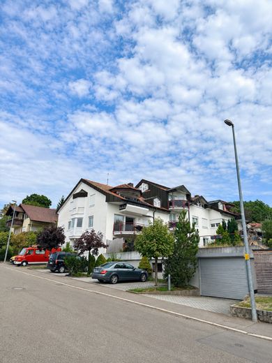 Großzügige 5-Zimmer-Wohnung mit zwei Balkonen in Böblingen – Foto 13