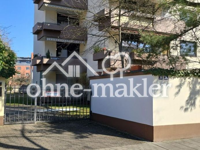 Appartamento arredato di 2 locali con balcone a Norimberga Maxfeld, proprio accanto al parco cittadino – Foto 1