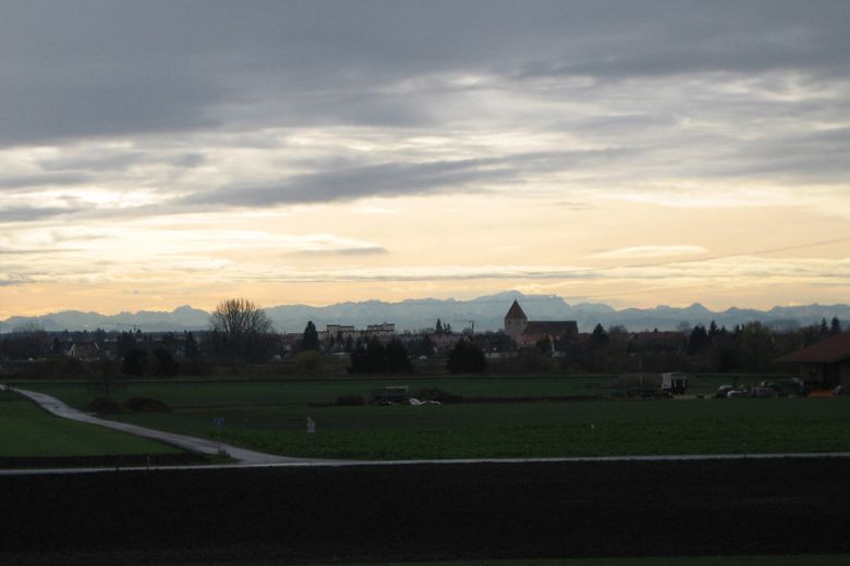 **Wohnen EXCLUSIV** 28 Min nach München - NEUWERTIGER BAU, tolle "Architekten Haus"- Konzeption – Alpenblick