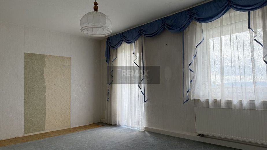 Charmante Doppelhaushälfte mit Gartenidylle und traumhafter Aussicht in Fichtelberg – Bild 6