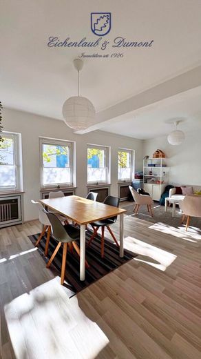 Wohn- und Geschäftshaus, zentrale Lage von Dillingen, rund 528m² Gesamtfläche – Zimmer 1 1.OG