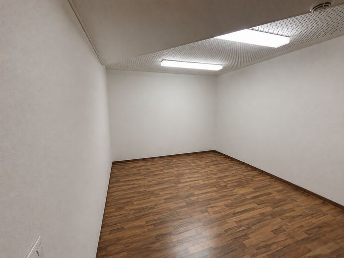 Spazio ufficio, posizione centrale – Foto 6