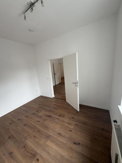 Kernsanierte 3 Zimmer Wohnung - WG geeignet – Foto 7