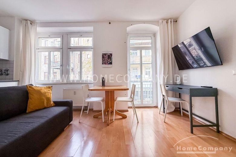 25934 HomeCompany Dresden Appartamento arredato di 2 locali con balcone a Dresden-Neustadt, massimo 3 persone – fec488c8bd423fe958baa83ab2e73f743d76c791.jpg