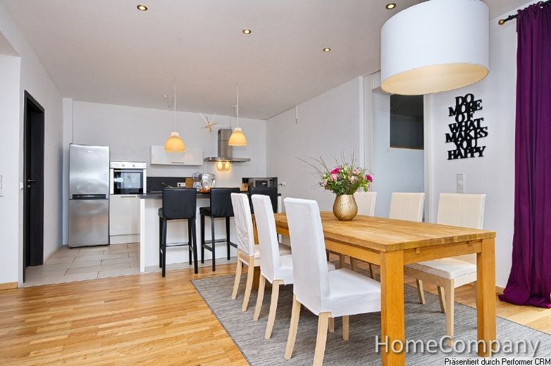 Oase inmitten der Stadt! Absolute Designerwohnung mit 2 Schlafzimmern in Düsseldorf Friedrichstadt – d51d16d798ef87f1168599c16a99dacdac288481.jpg