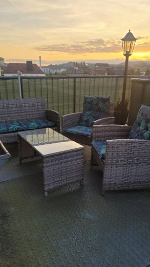 Prachtige woning met 4 kamers en een adembenemend uitzicht – Terrasse mit traumhaftem Blick