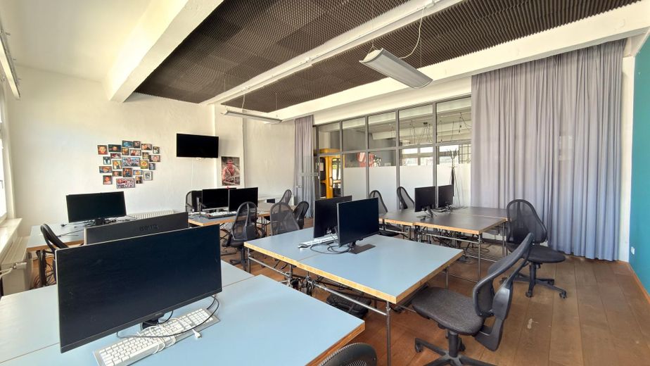 Großzügige Loft-Bürofläche in Kreuzberger Top-Lage Nähe Paul-Lincke-Ufer – Office