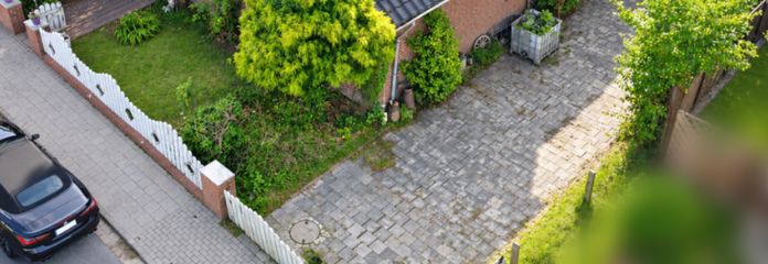 Visselhövede में 2.134 m² का भूखंड – विकास की संभावनाओं वाला कारीगरों के लिए एकल-परिवार का घर