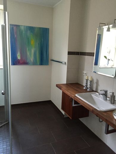 Badezimmer_3_EG_rechts