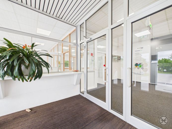 Büro &amp; Werkstattflächen in Industriegebiet zu Vermieten | Tweelbäke | Oldenburg – CAM05560G0-PR0049-STILL005