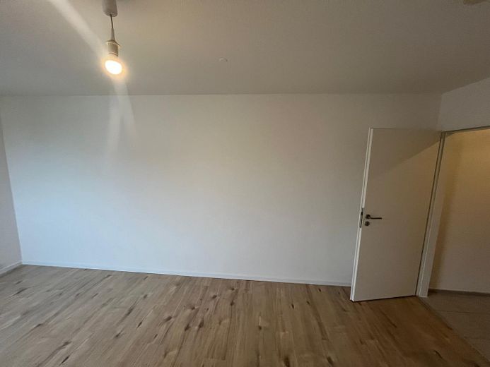 1-room apartment in Homburg (Saar) for rent – freshly renovated – Foto 1