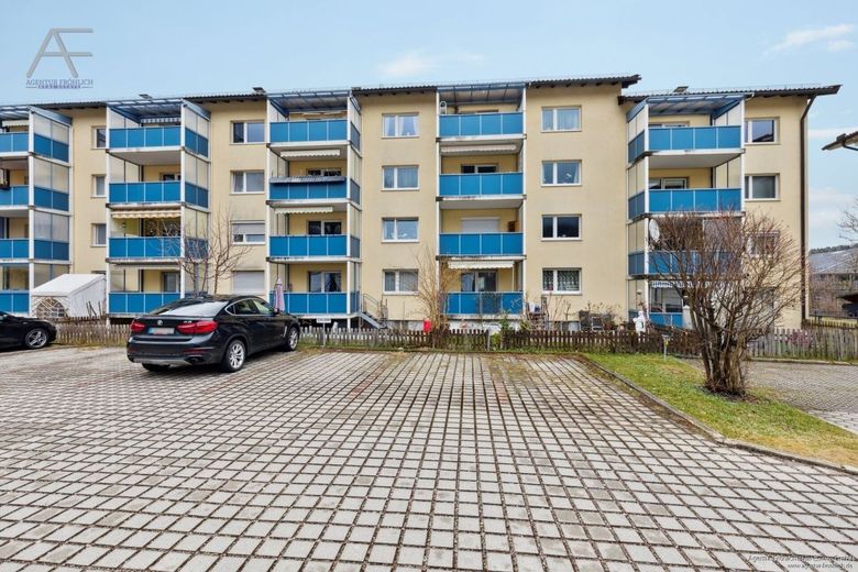 Wohnen, wo andere Urlaub machen - hochwertig renovierte 3-Zimmer-Wohnung nahe Schliersee – Aussenansicht_03