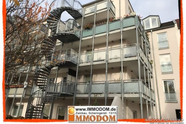 Kendi oturumu için ideal kat mülkiyetli daire! 2 oda, mutfak, banyo ve büyük BALKON ile ayrıca asansörlü, sakin konumda +++ Am Schwanenteich +++ satılık!