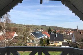PROVISIONSFREI! Exklusives Einfamilienhaus in Guldental mit unverbaubarer Fernsicht – Ausblick Elternschlafzimmer