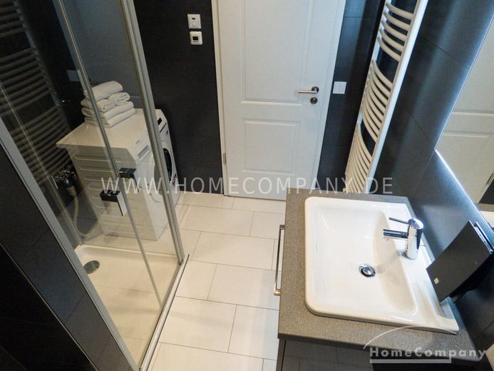 142182 HomeCompany Dresden Möbliert/Furnished Exklusives 2-Zimmer Apartment in Dresden-Altstadt Nähe Frauenkirche max. 4 Personen! – 06f28e8680b7325237d20fbebe88ece360c43b99.jpg