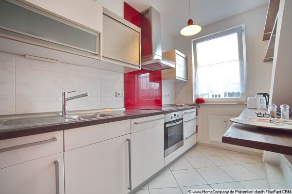 ***Stylish maisonette with south-facing balcony – 95m² living space across two levels, located between the Kreuzviertel and Saarlandviertel