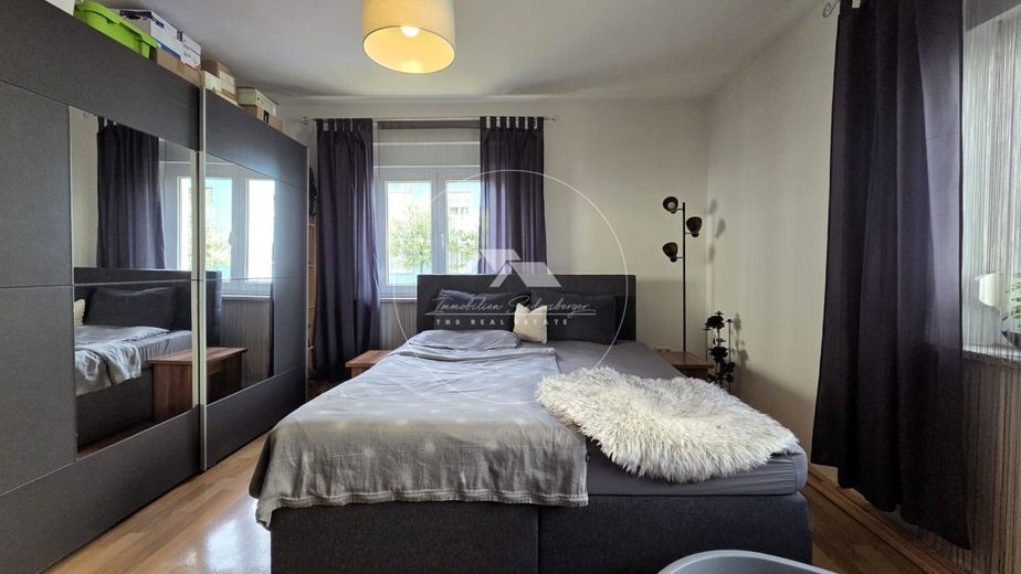 Interessantes Anlageobjekt in gepflegtem Dreifamilienhaus – Schlafzimmer