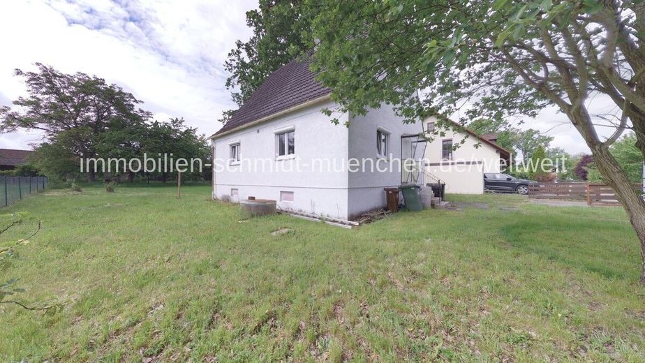Bauträger oder Bauherren gesucht!
Wohnbaugrundstück für
bis zu zwei Gebäudekörper – Grundstück_Nordost