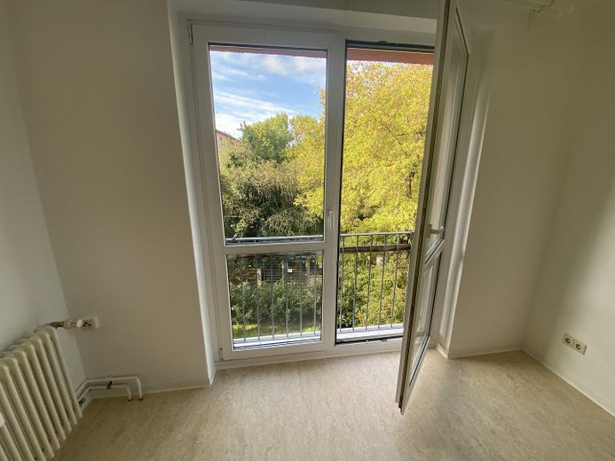 Gotowe do zamieszkania, jasne mieszkanie 2-pokojowe, Prenzlauer Berg, ogrzewanie miejskie – Zimmer groß 2